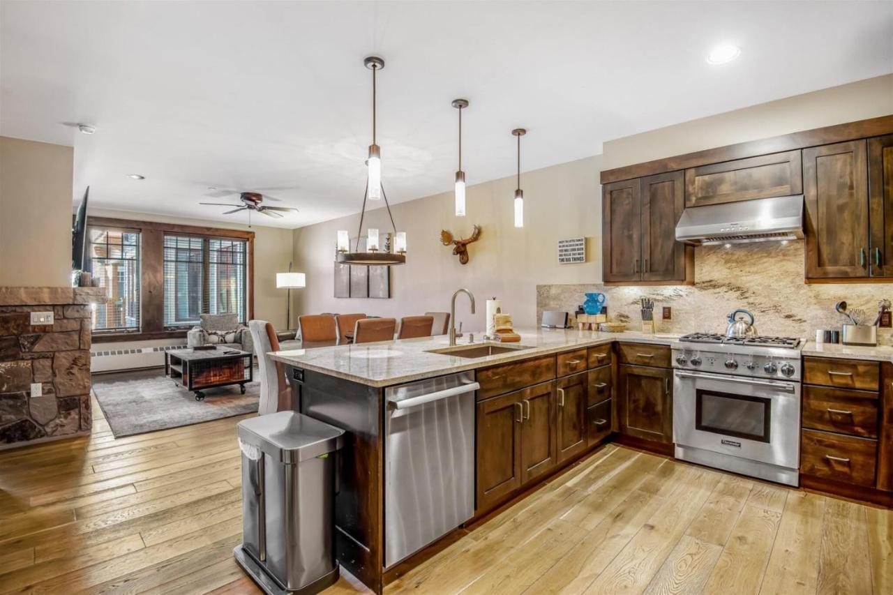 One Bedroom Luxury Condo On Main Street In Downtown 브레켄리지 외부 사진