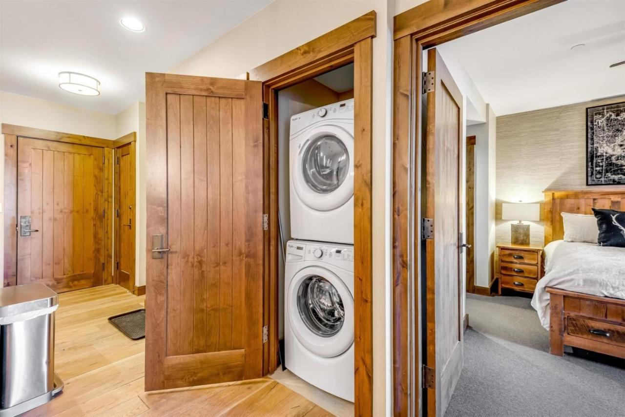 One Bedroom Luxury Condo On Main Street In Downtown 브레켄리지 외부 사진